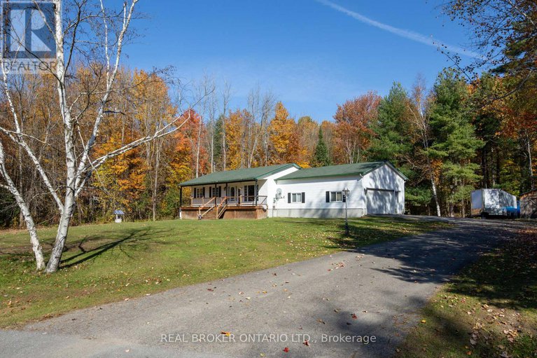 29067289/8-benjamin-lane/north-grenville-twp-kemptville-east/north-grenville/ontario/K0G1J0_3