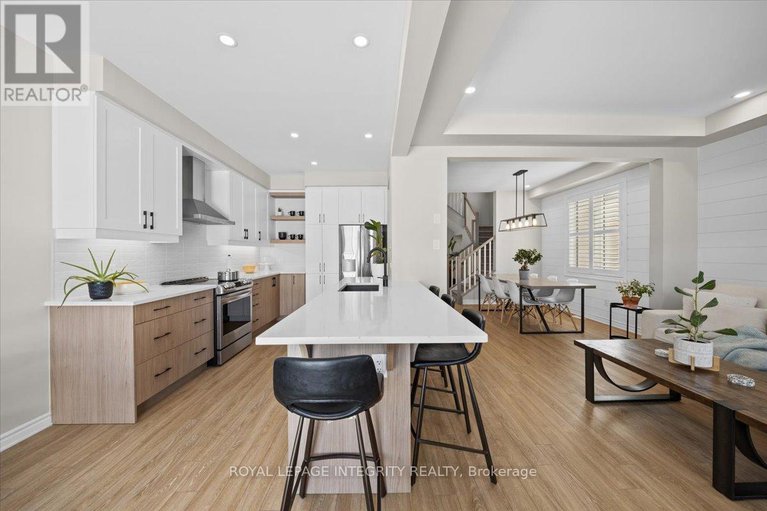 28608346/355-crossway-terrace/stittsville-north/ottawa/ontario/K2S2Z3_17
