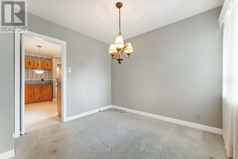 28702014/2055-neepawa-avenue/carlingwood/ottawa/ontario/K2A3L7_7