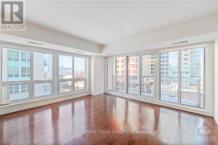 28916444/401-234-rideau-street/sandy-hill/ottawa/ontario/K1N0A9_9