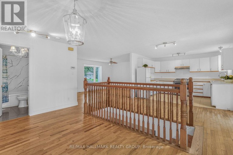 29643565/1-clarence-court/clarencerockland-twp/clarence-rockland/ontario/K4K1K7_11