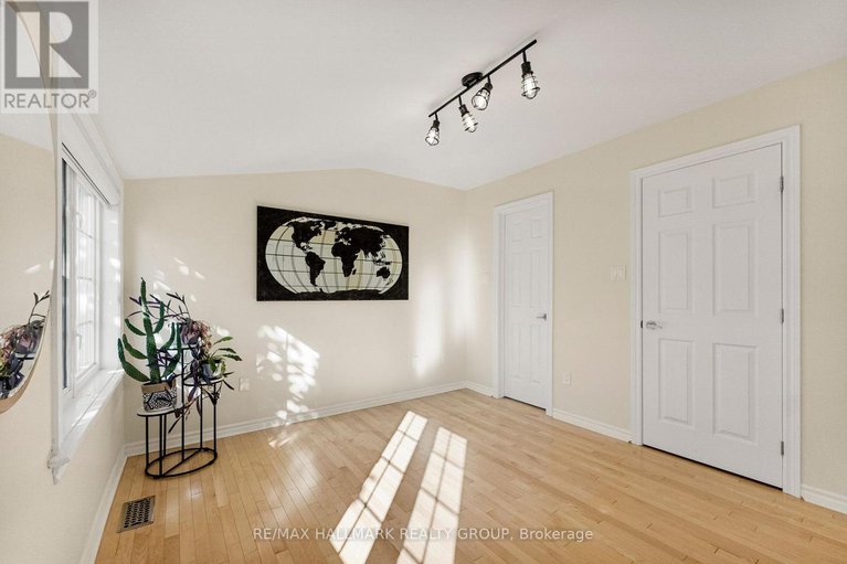 29051360/440-edgeworth-avenue/woodroffe/ottawa/ontario/K2B5L1_25