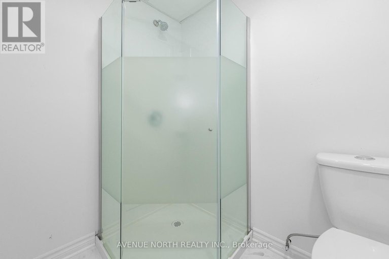 29611479/184-felicity-crescent/mer-bleuebradley-estatesanderson-park/ottawa/ontario/K1W0C2_42