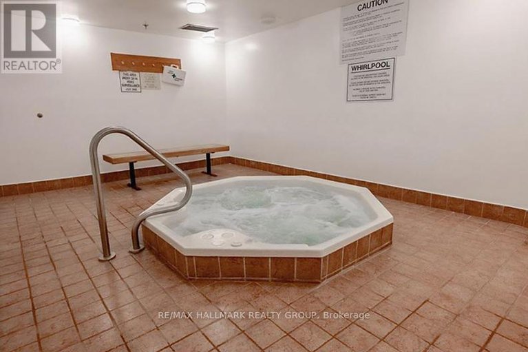 28706822/711-2871-richmond-road/britannia-heights/ottawa/ontario/K2B8M5_13