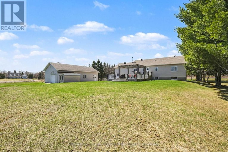 29666147/5029-canaan-road/clarencerockland-twp/clarence-rockland/ontario/K0A2A0_25