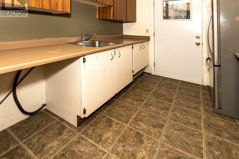 29052173/122-renova-private/riverview-park/ottawa/ontario/K1G4C6_10