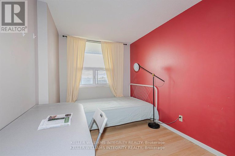 28490447/803-1380-prince-of-wales-drive/carleton-square/ottawa/ontario/K2C3N5_21