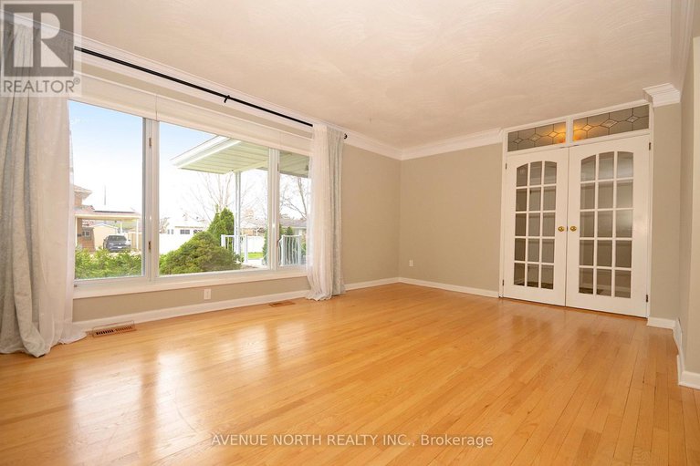 28262134/866-claude-street/castle-heightsrideau-high/ottawa/ontario/K1K2S6_4