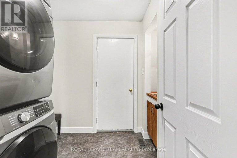 29407944/89-queen-charlotte-street/richmond/ottawa/ontario/K0A2Z0_19