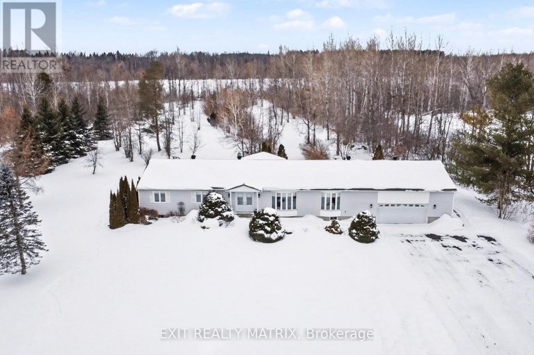 29360296/8329-rodney-farm-drive/osgoode-twp-north-of-reg-rd-6/ottawa/ontario/K0A2P0_1
