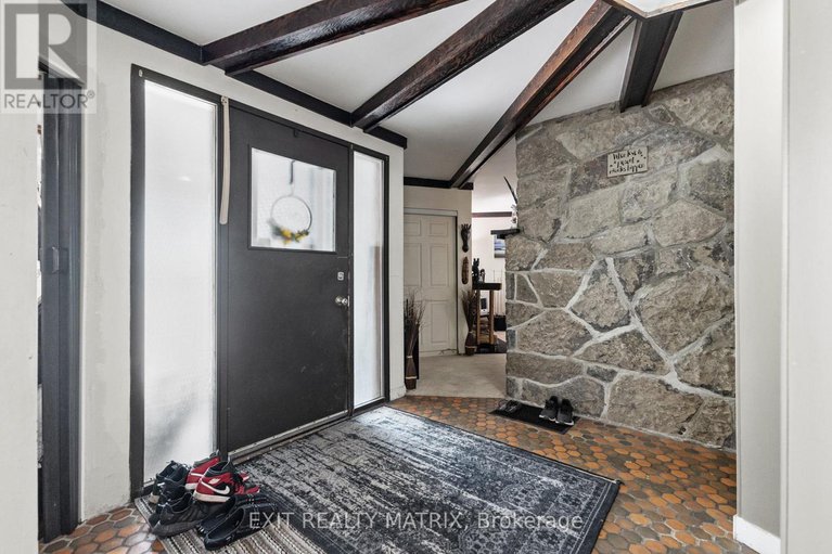 28384633/7962-parkway-road/osgoode-twp-north-of-reg-rd-6/ottawa/ontario/K0A2P0_8