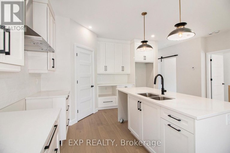 29596739/773-lacroix-road/clarencerockland-twp/clarence-rockland/ontario/K0A2A0_11