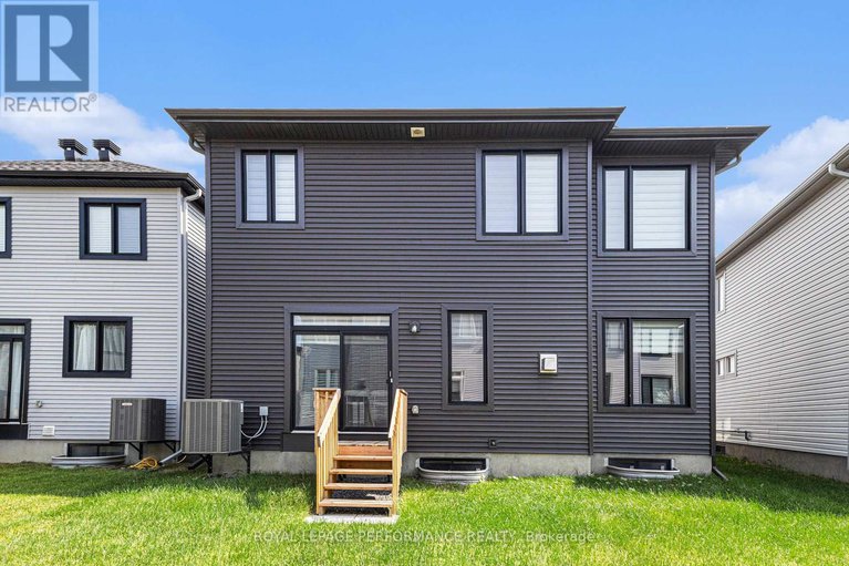 28647614/233-beaugency-street/orleans-village/ottawa/ontario/K1W0T2_38