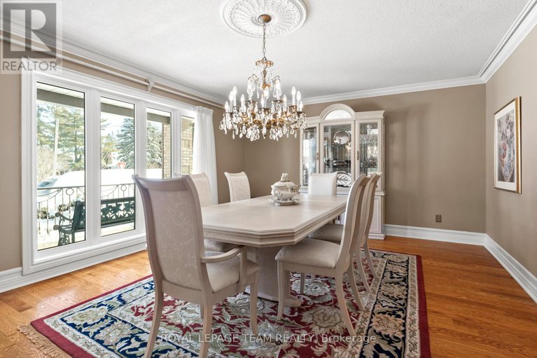 27932475/44-sycamore-drive/arbeatha-park/ottawa/ontario/K2H8K3_7