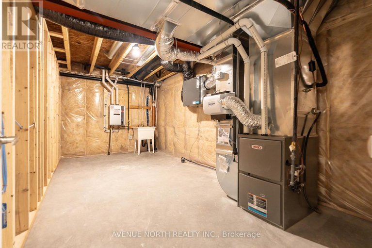 29652352/1729-rotterdam-circle/rural-kanata-central/ottawa/ontario/K2W1A5_46