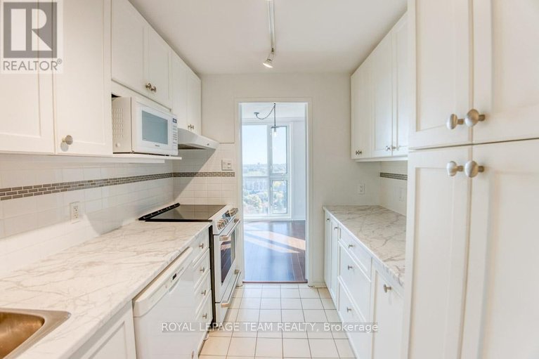 29676800/2201-1025-richmond-road/woodroffe/ottawa/ontario/K2B8G8_6