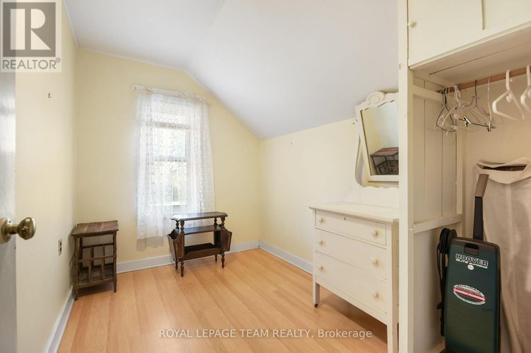 28953092/2692-dunrobin-road/kanata-north-east/ottawa/ontario/K0A1T0_35