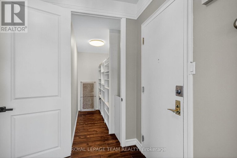 28946102/25092510-515-st-laurent-boulevard/viscount-alexander-park/ottawa/ontario/K1K3X5_34
