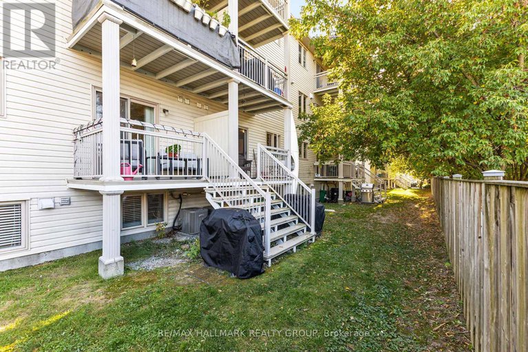 29431775/358-galston-private/mer-bleuebradley-estatesanderson-park/ottawa/ontario/K1W0G3_34
