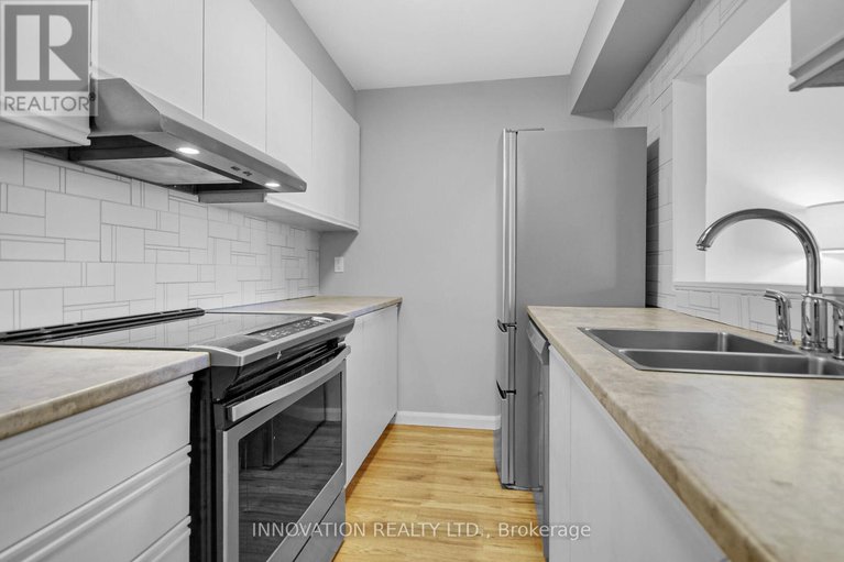 28376313/302-216-viewmount-drive/borden-farmstewart-farmcarleton-heightsparkwood-hills/ottawa/ontario/K2E7X4_5