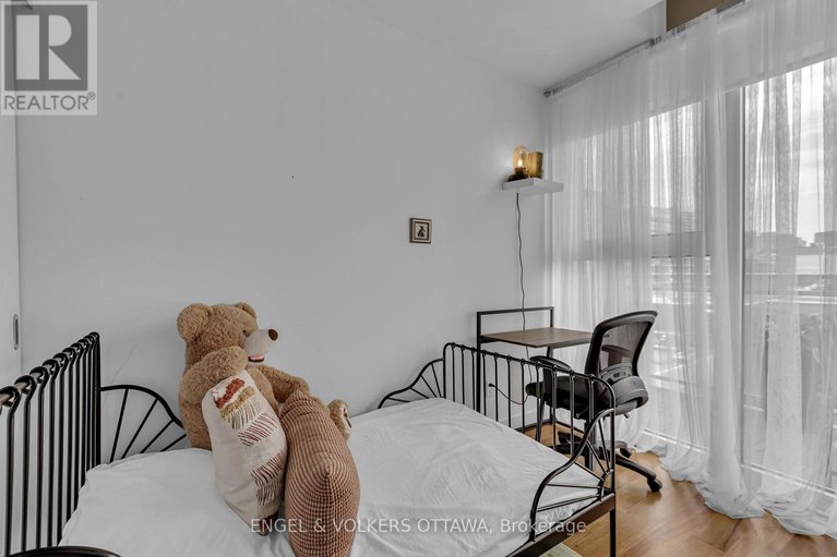 28610473/415-354-gladstone-avenue/ottawa-centre/ottawa/ontario/K2P0R4_18