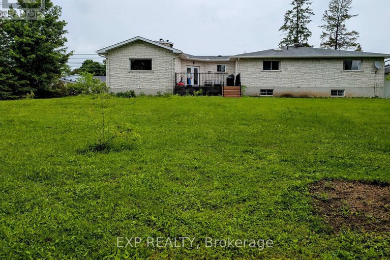 28408914/6974-bank-street/greely/ottawa/ontario/K0A2P0_47