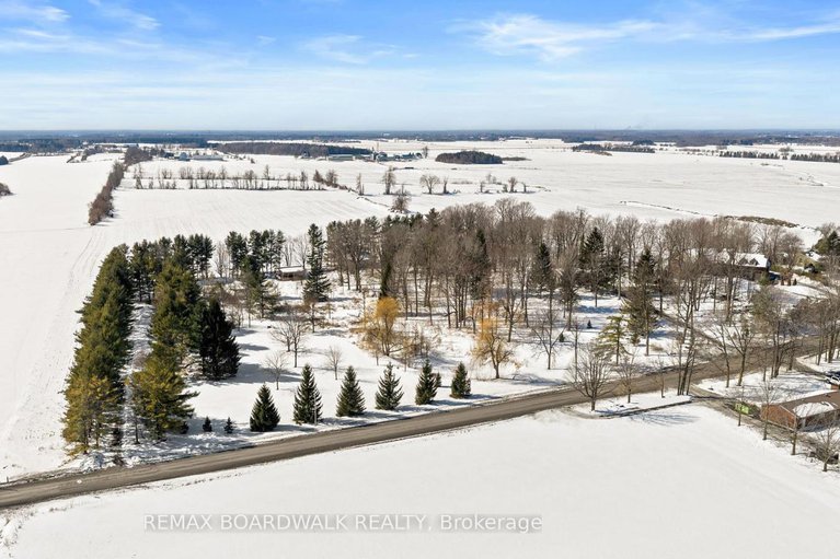 29437066/5984-third-line-road-n/rideau-twp-w-of-hwy-16-north-of-reg-rd-6/ottawa/ontario/K0A2T0_45