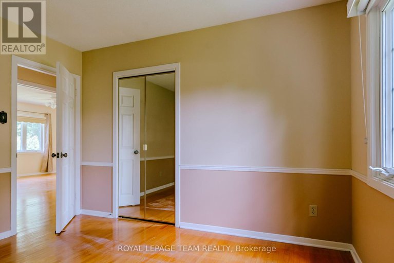 28527432/1231-fairway-drive/manotick-south-to-roger-stevens/ottawa/ontario/K4M1B3_33