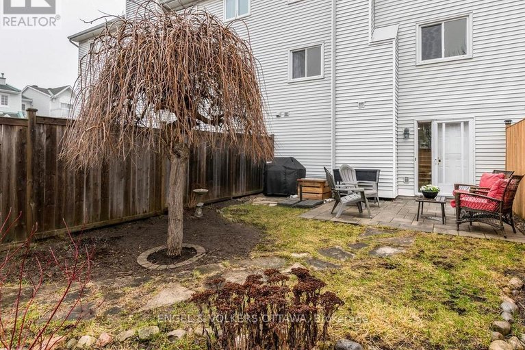 29618485/31-castlegreen-private/hunt-club-parkgreenboro/ottawa/ontario/K1T3N4_26