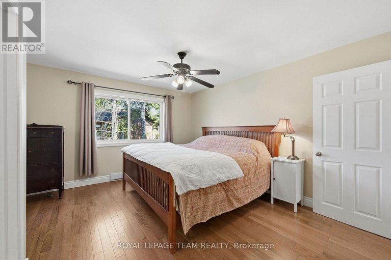 29687996/2870-old-maple-lane/dunrobin-shores/ottawa/ontario/K0A1T0_28