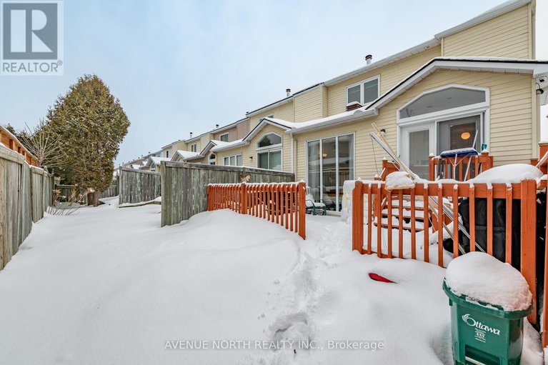 29251026/128-midsummer-terrace/queenswood-heights-south/ottawa/ontario/K1E3V3_43