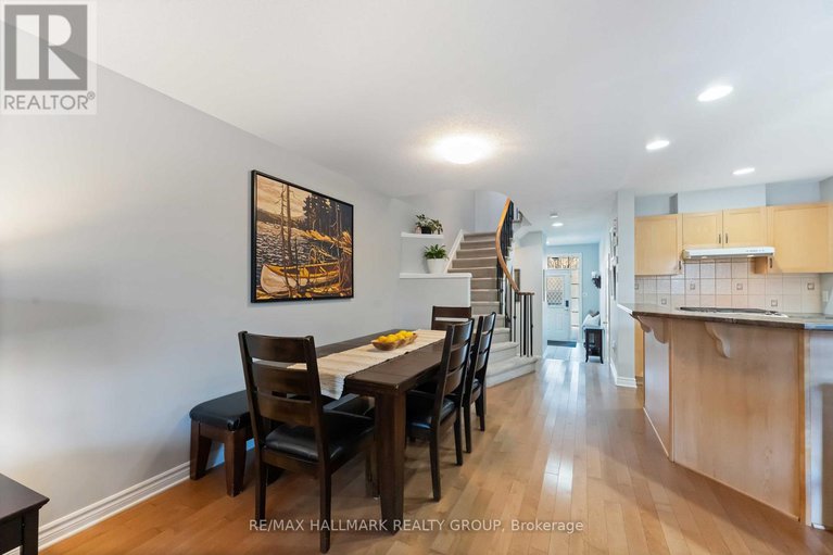 29163320/135-tandalee-crescent/emerald-meadowstrailwest/ottawa/ontario/K2M0A1_11