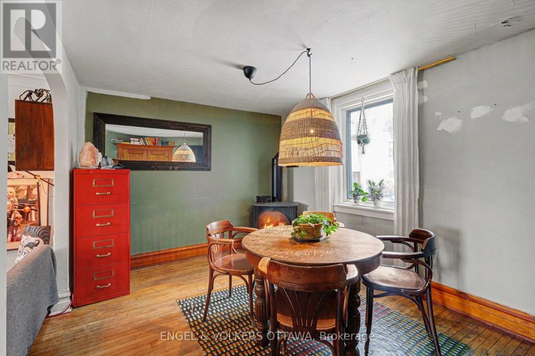 29394835/86-pinhey-street/hintonburg/ottawa/ontario/K1Y1T4_9