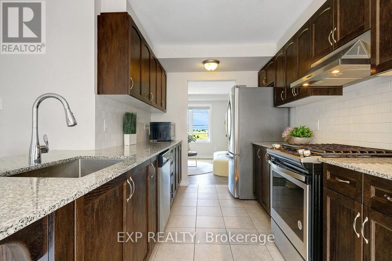 28584281/1700-maple-grove-road/stittsville-north/ottawa/ontario/K2S2R3_27
