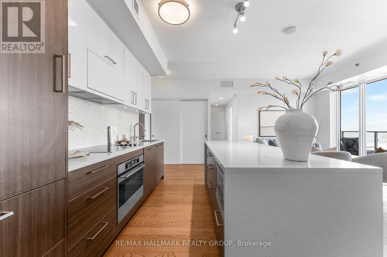 28912449/1807-428-sparks-street/ottawa-centre/ottawa/ontario/K1R0B3_21