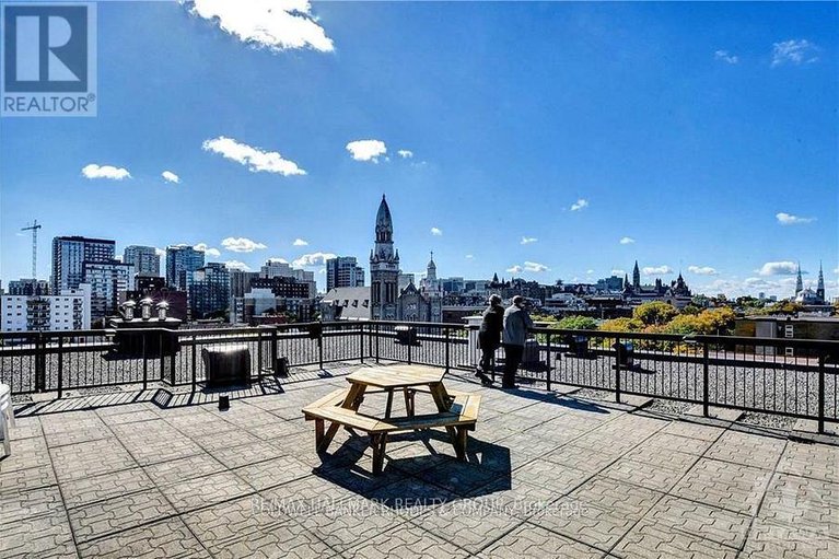 29462515/504-222-guigues-avenue/lower-townbyward-market/ottawa/ontario/K1N5J2_38