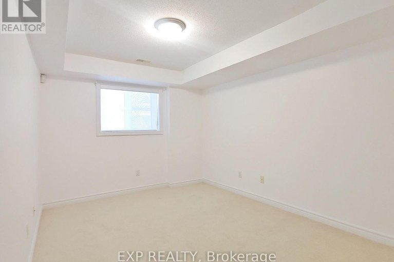 29473779/32-605-b-chapman-mills-drive/strandherd/ottawa/ontario/K2J5T1_18