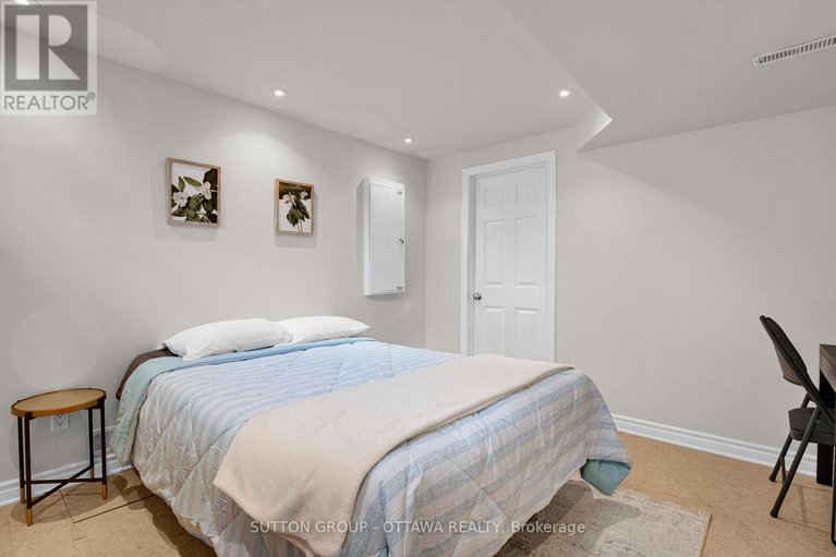 28415438/24g-steel-street/beacon-hill-south/ottawa/ontario/K1J6R3_36