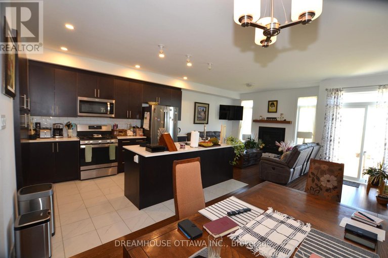 28840774/257-finsbury-avenue/stittsville-south/ottawa/ontario/K2S2Y2_8