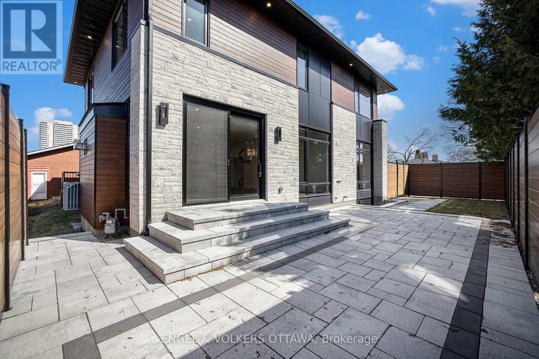 28202595/888-melwood-avenue/mckellar-heightsglabar-park/ottawa/ontario/K2A3C3_35