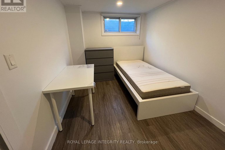 29064005/1152-tawney-road/hawthorne-meadows/ottawa/ontario/K1G1B6_37