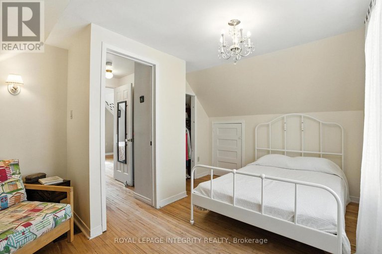 28965143/841-merivale-road/carlington/ottawa/ontario/K1Z5Z7_18