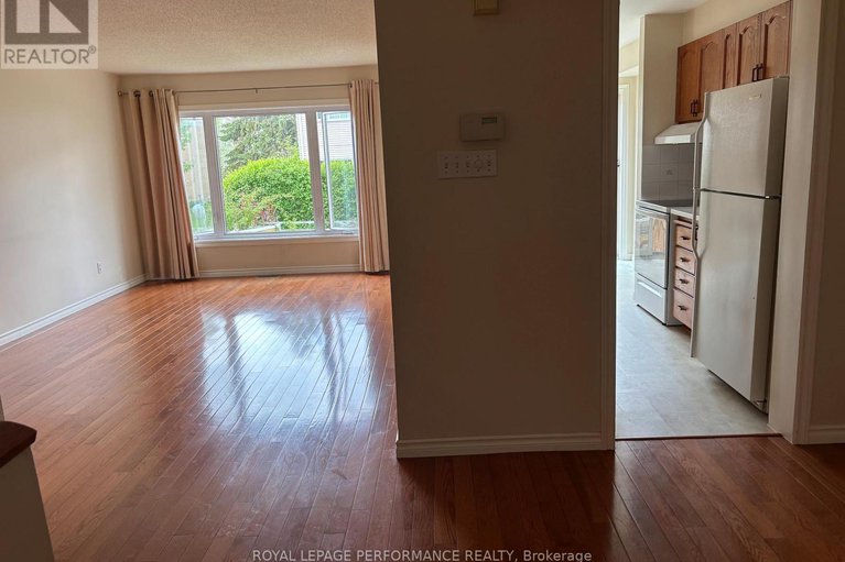 28322403/6-6183-red-willow-drive/chapel-hill/ottawa/ontario/K1C7J1_3