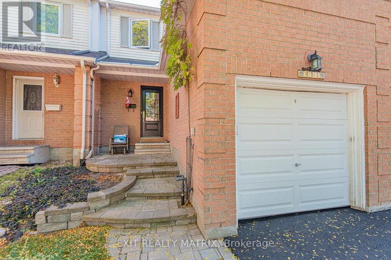 29247214/813-clearcrest-crescent/fallingbrookridgemount/ottawa/ontario/K4A3E8_2