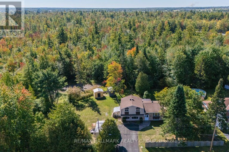 28875884/3960-farmers-way/carlsbad-springs/ottawa/ontario/K0A1K0_3