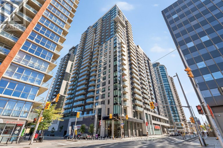 28896988/601-180-george-street/lower-townbyward-market/ottawa/ontario/K1N0G8_1