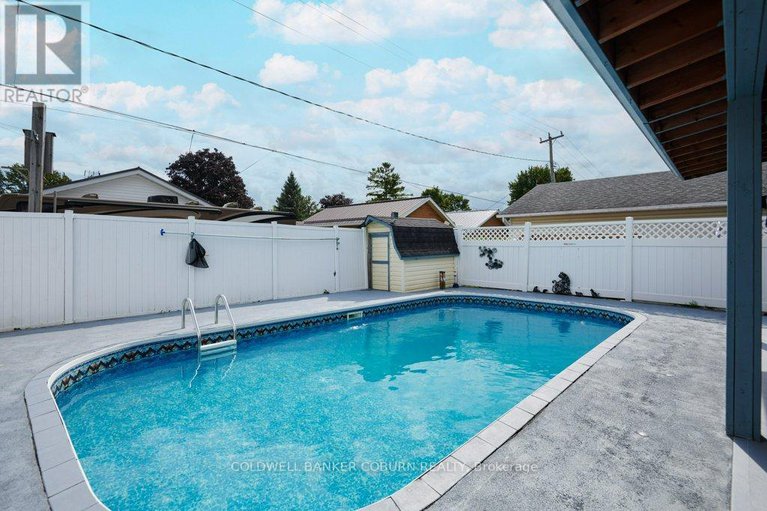 28818671/71-fifth-street-e/morrisburg/south-dundas/ontario/K0C1X0_32