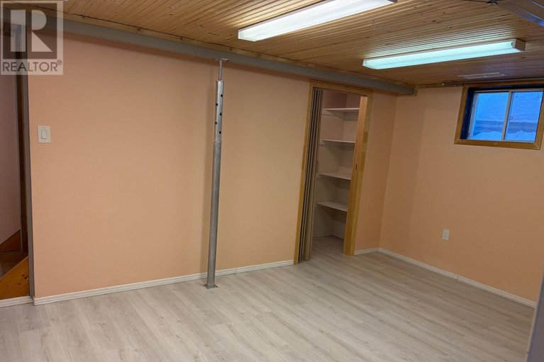 29409348/146-old-colony-road/glencairnhazeldean/ottawa/ontario/K2L1M4_27