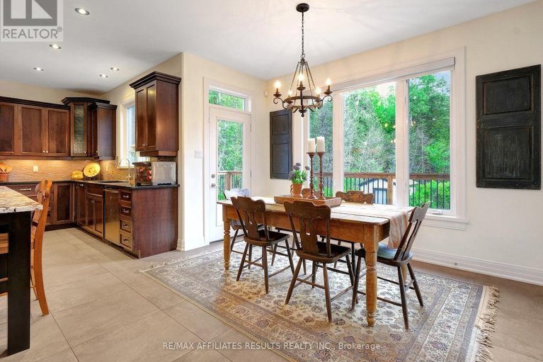 28469436/1894-corkery-road/huntley-ward-north-west/ottawa/ontario/K0A1L0_17