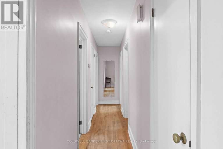 29133192/1914-norwood-avenue/faircrest-heights/ottawa/ontario/K1H5K6_17